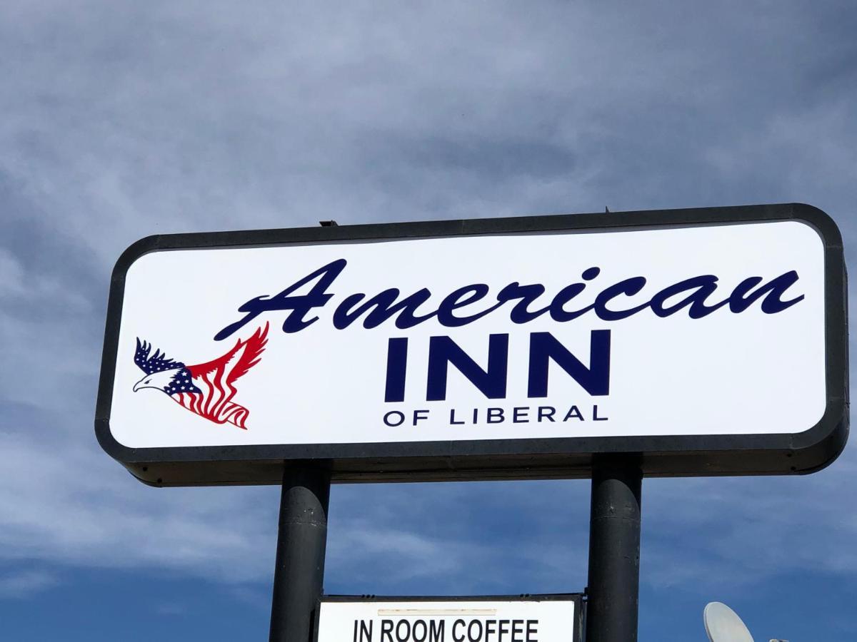 American Inn Of Liberal Extérieur photo
